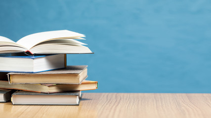 《远离尘嚣》说明了什么