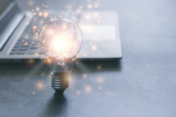 《远离尘嚣》说明了什么