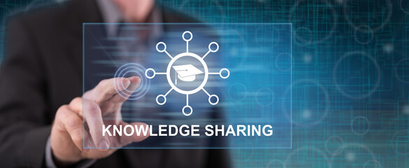 张杰的新歌《看月亮爬上来》歌词