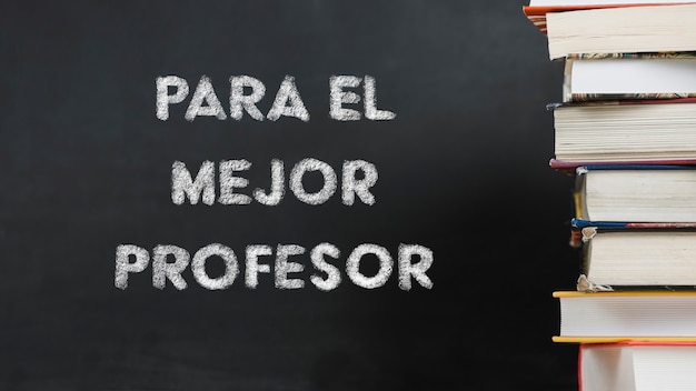 张杰的新歌《看月亮爬上来》歌词